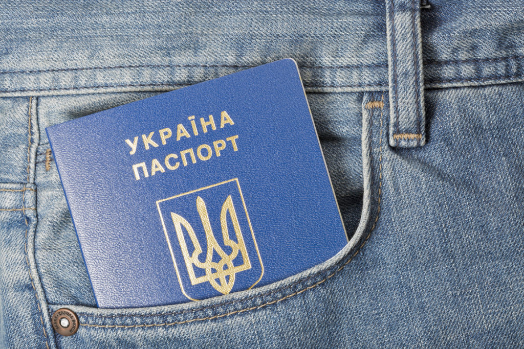 Які права має українець за кордоном