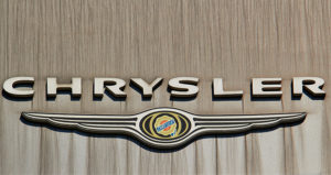 Емблема автомобіля Chrysler | Блог OLX