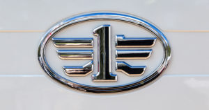 Емблема автомобіля FAW | Блог OLX