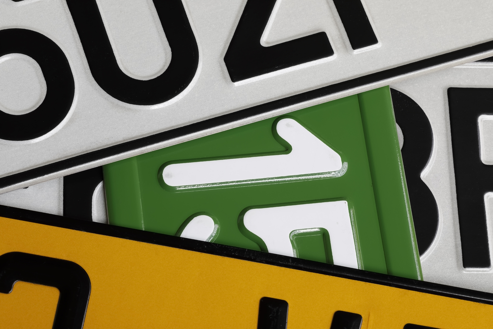 Зелені номерні знаки: що це та як їх отримати? | Блог OLX