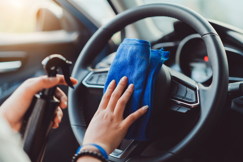 Як почистити салон авто в домашніх умовах | Блог OLX