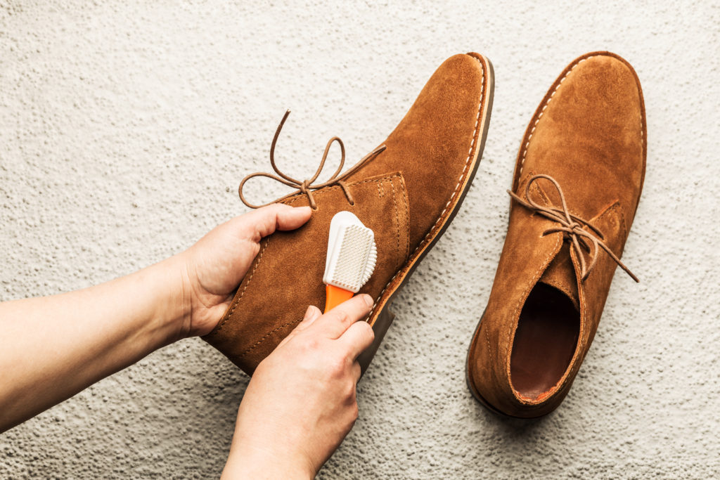 Як чистити замшеве взуття? | Блог OLX