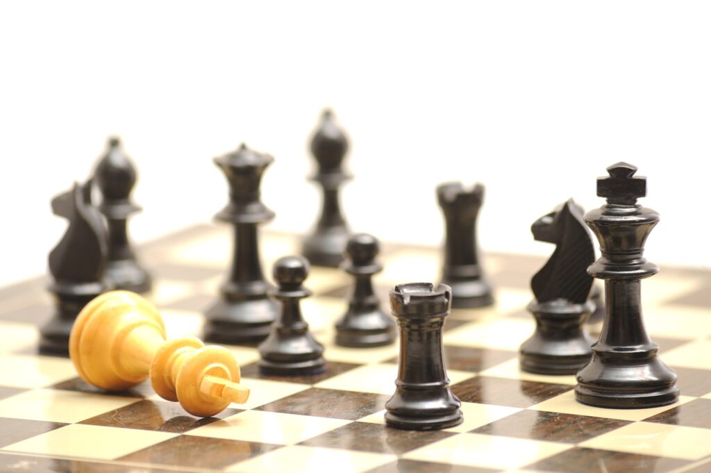 Шахи: історія виникнення, фігури, правила | Блог OLX