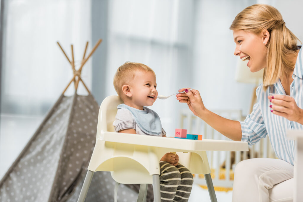 Як вибрати стільчик для годування дитини: поради для молодих батьків | Блог OLX