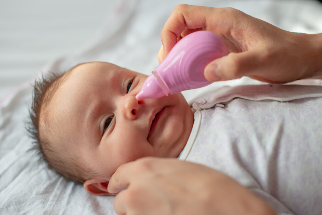 Як чистити носик немовляті: правила й аксесуари | Блог OLX