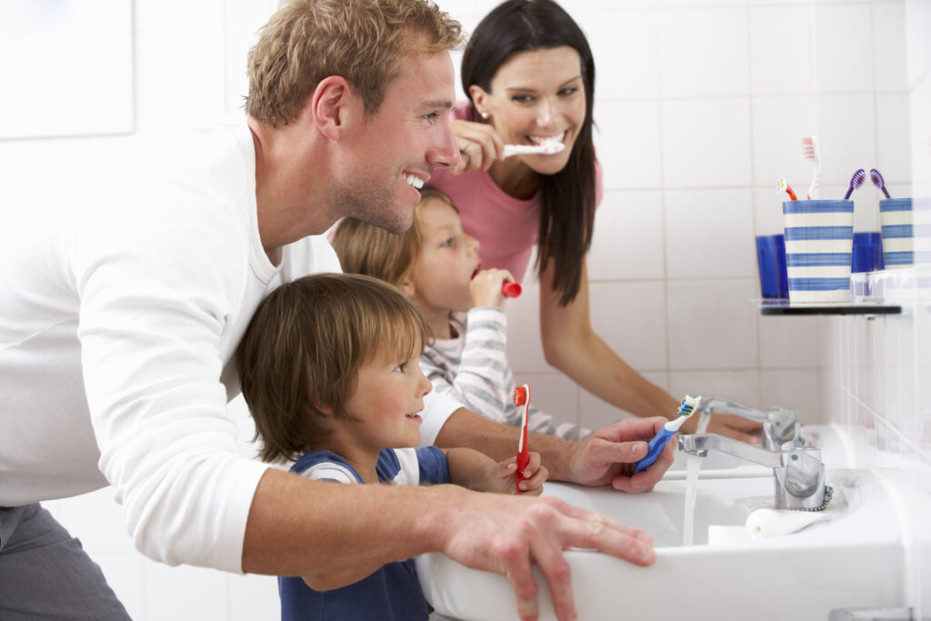 Правила чищення зубів для дітей | Блог OLX