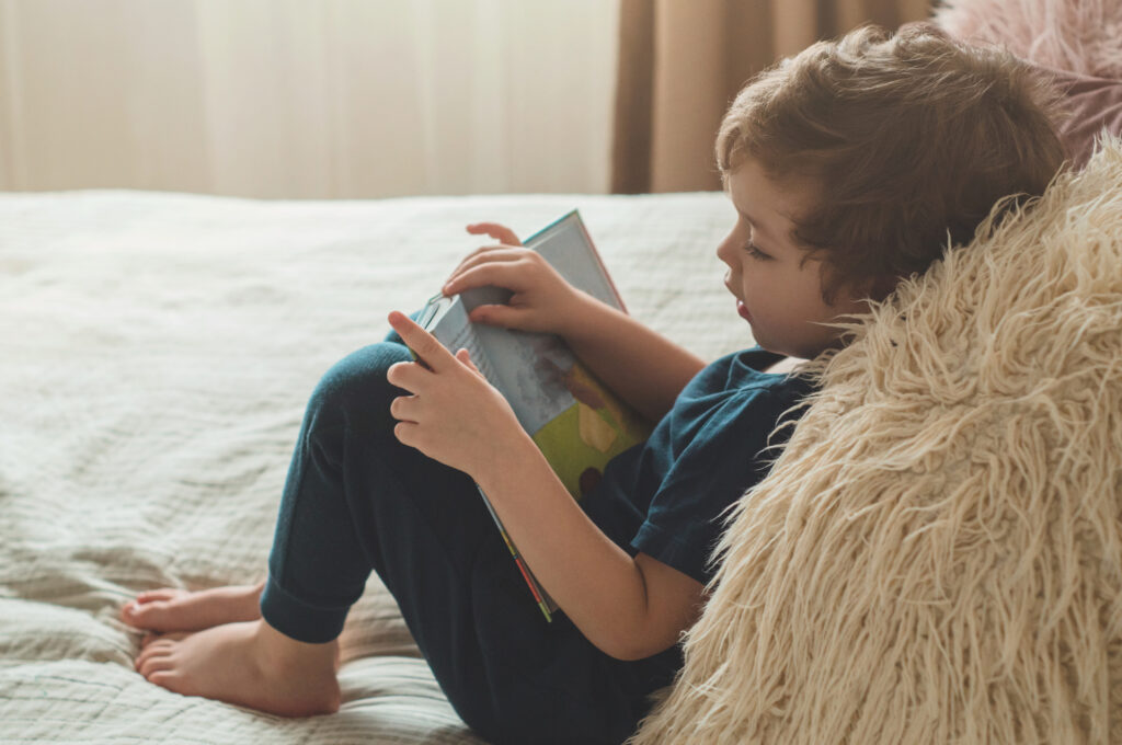 Як навчити дитину читати: поради батькам | Блог OLX