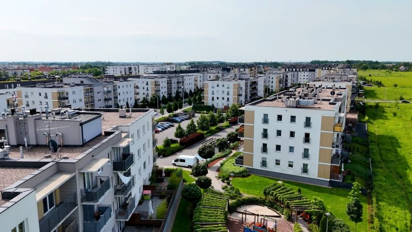 Скільки коштує аналогічна квартира в містах Польщі?